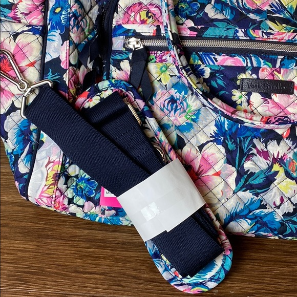 BRAND NEW Vera Bradley Garden Grove Weekender Bag - Picture 5 of 6